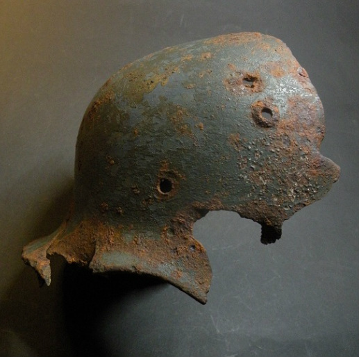 Hobbyhistorica german helmet found in stalingrad battlefield find ww2 metaldetecting