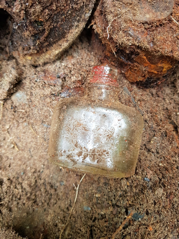 Dralle perfume bottle hobbyhistorica ww2 relic hunting battlefield recovery metal detecting histroy hunting rust hunting