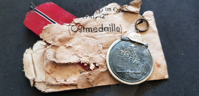 ww2 battlefield relic ostmedaille hoard find german awards order of the frozen flesh eastern front medal hobbyhistorica inka yngve sjødin