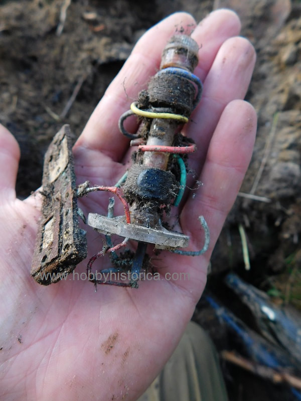 hobbyhistorica ww2 metal detecting fisher f5 relic hunting battlefieldfinds