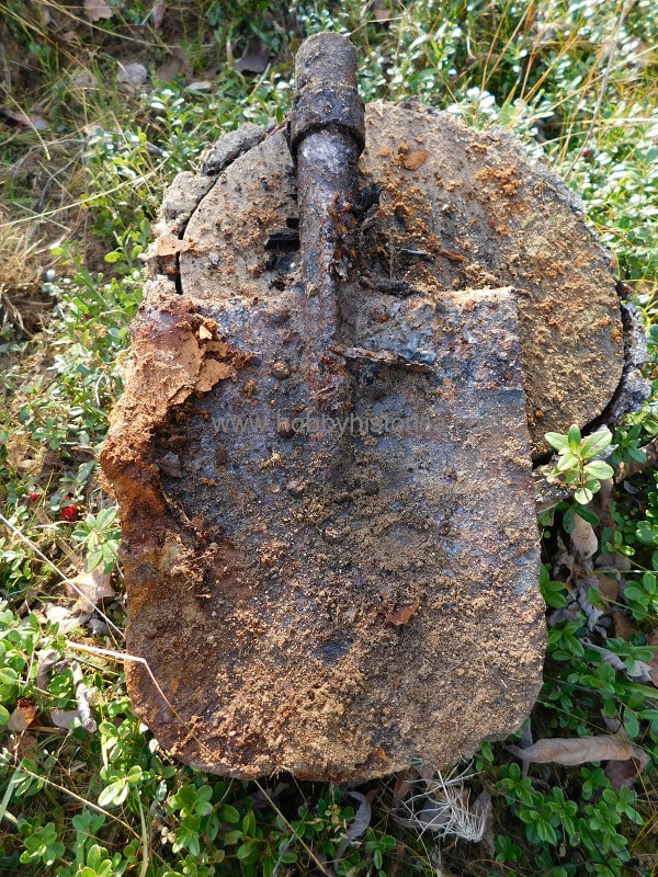 hobbyhistorica metal detecting relic hunting ww2 treasure hunters battlefield archaeology ww2 world war two
